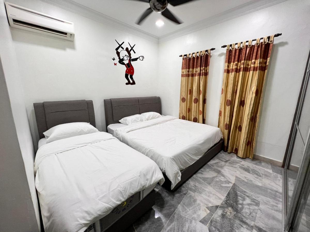 Bearbrick Homestay With Pool 포트딕슨 외부 사진